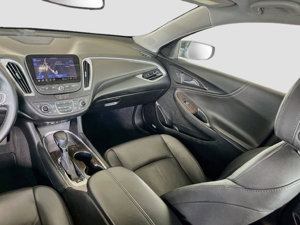 Used 2024 Chevrolet Malibu LT FWD image 24