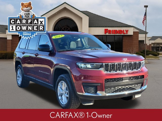 Used 2023 Jeep Grand Cherokee L Laredo w/ Luxury Tech Group I AWD/4WD image 2