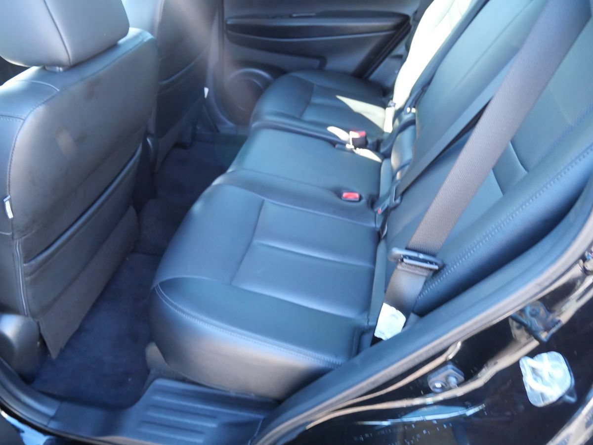 Used 2019 Nissan Rogue SL AWD/4WD image 18
