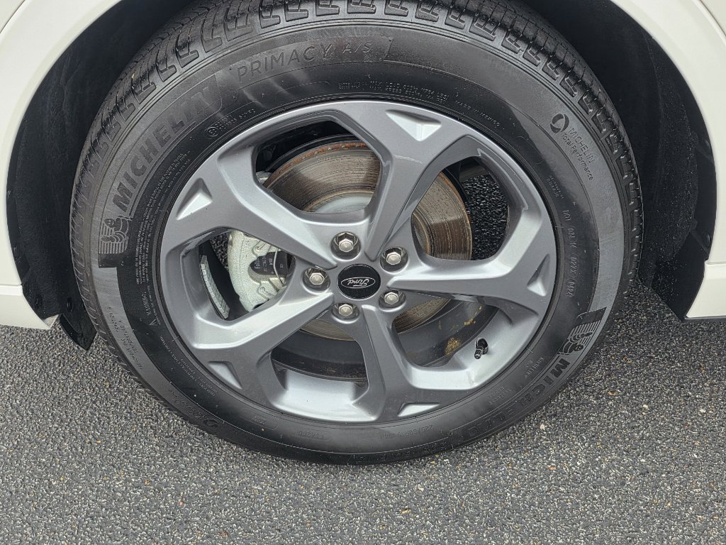 Used 2024 Ford Escape ST-Line w/ Tech Pack #1 image 9