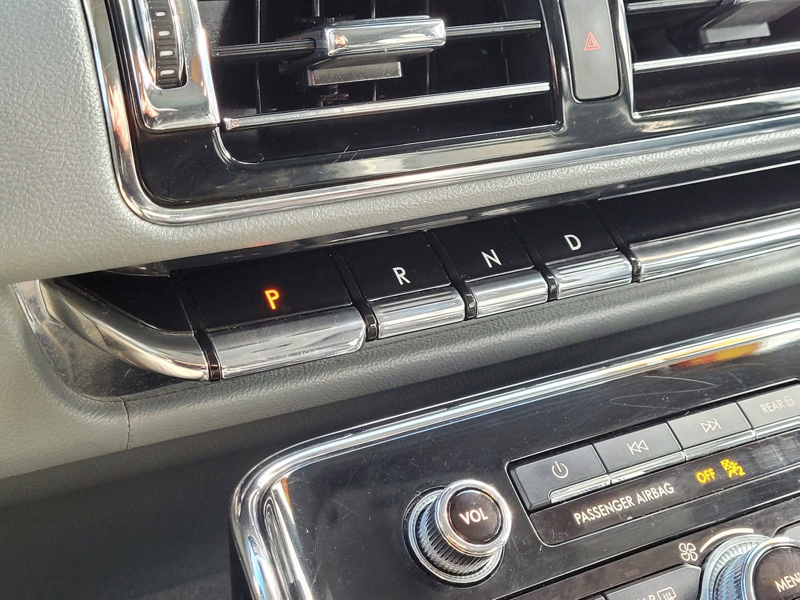 Used 2020 Lincoln Navigator Reserve image 27