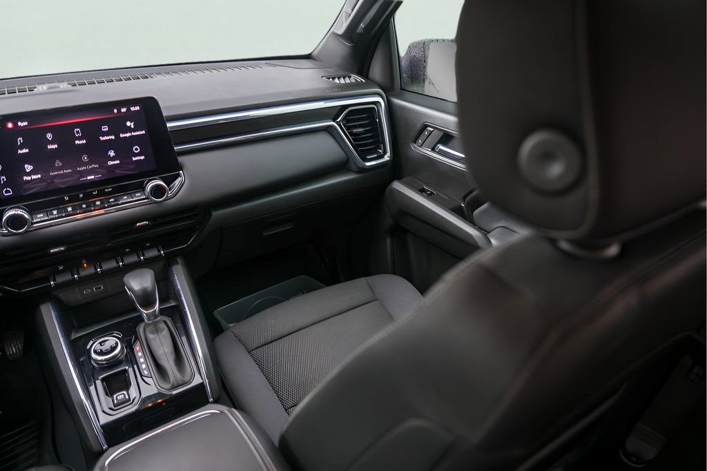 Used 2023 GMC Canyon Elevation w/ Convenience Package image 26