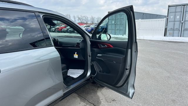 New 2026 Chevrolet Traverse RS image 49