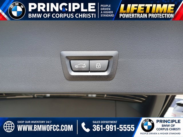 New 2025 BMW X3 xDrive30i w/ Convenience Package AWD/4WD image 11