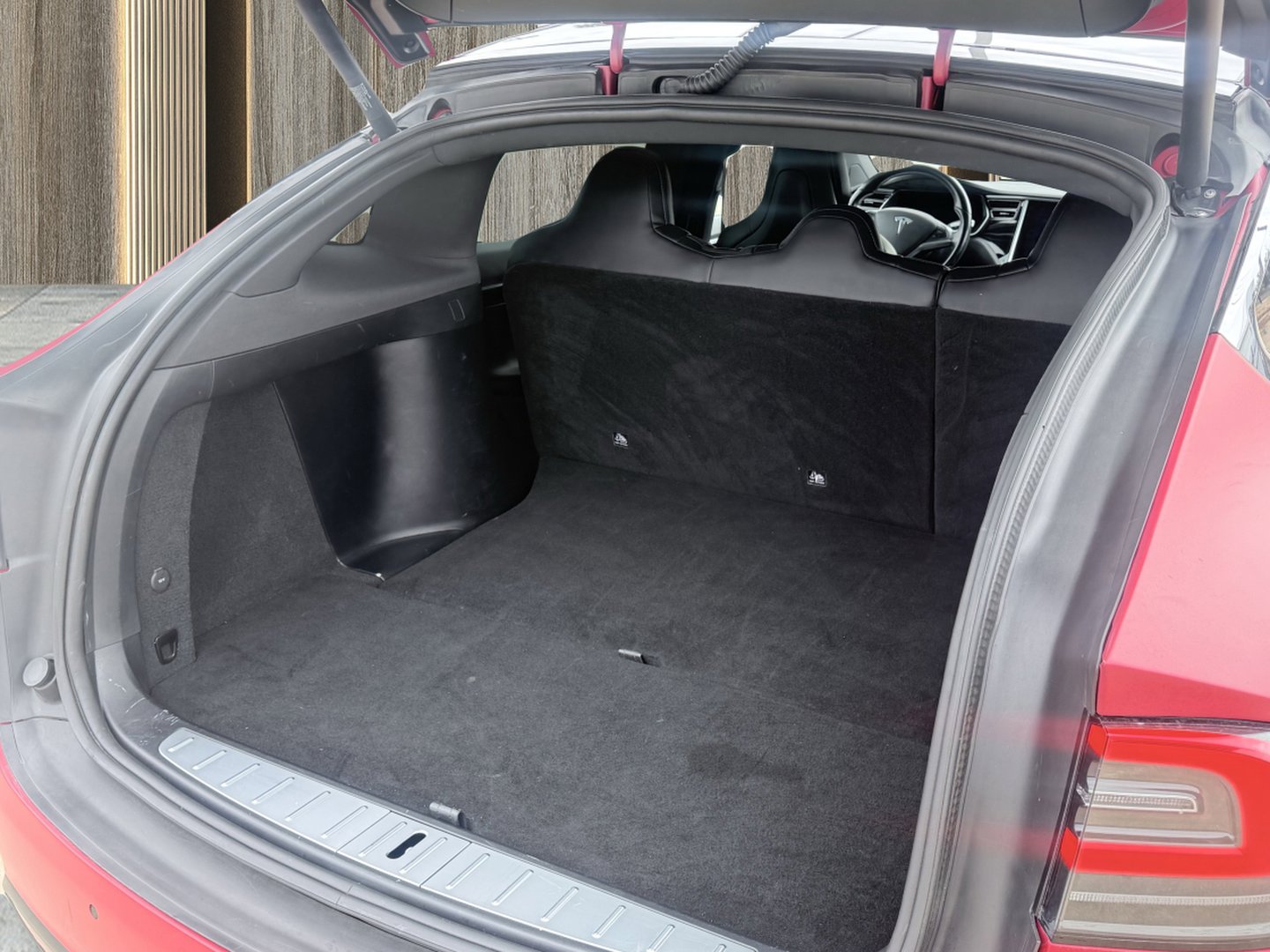 Used 2017 Tesla Model X 75D image 14