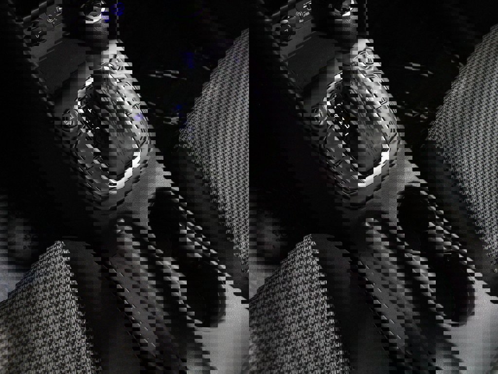 Certified 2021 Hyundai Kona SE image 14