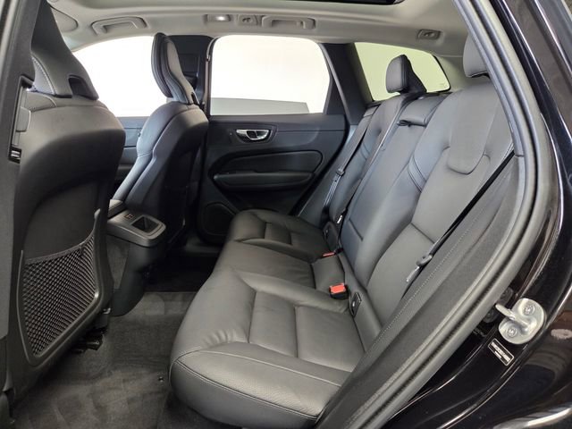 Certified 2025 Volvo XC60 B5 Plus image 15