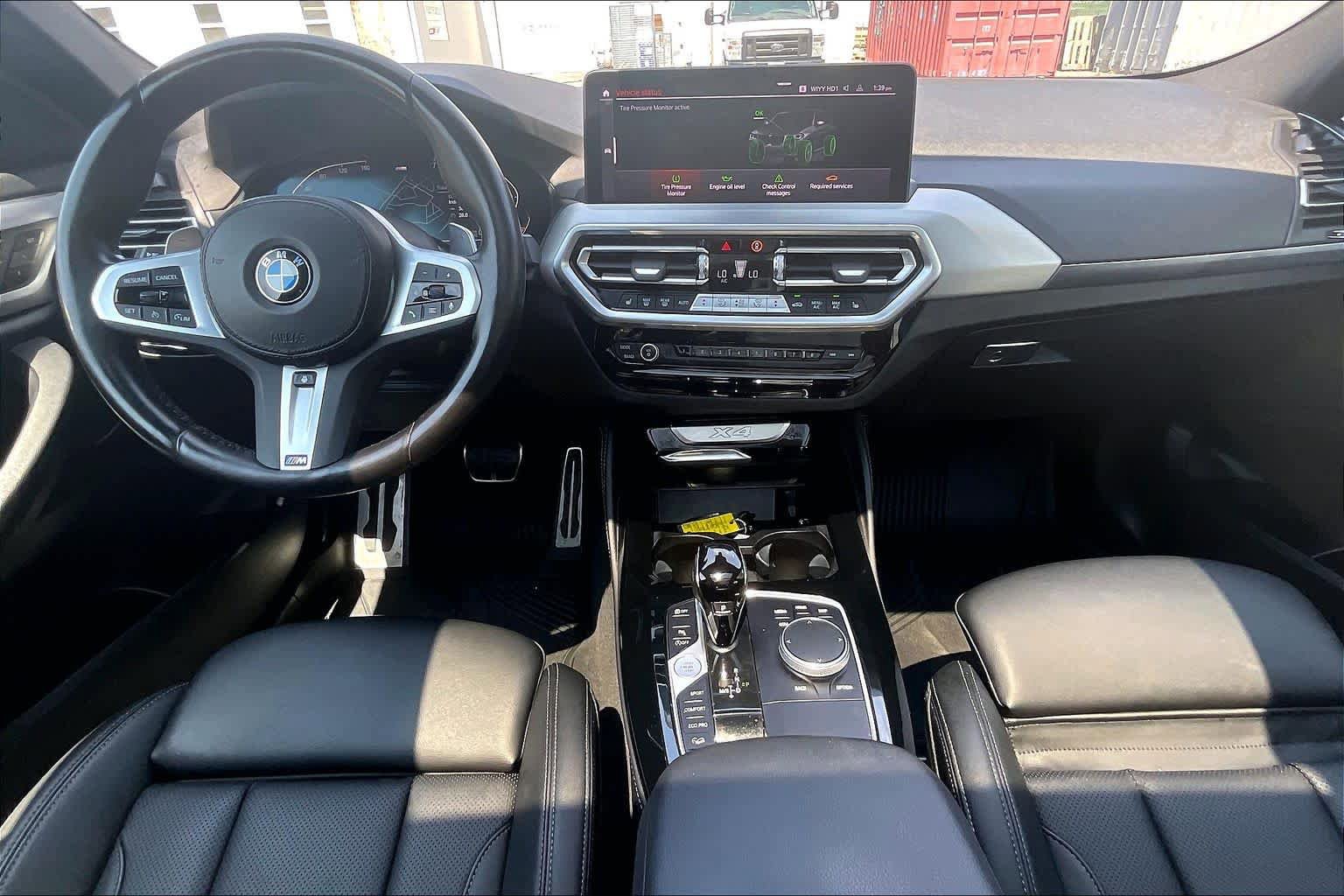 Used 2023 BMW X4 xDrive30i w/ M Sport Package AWD/4WD image 15