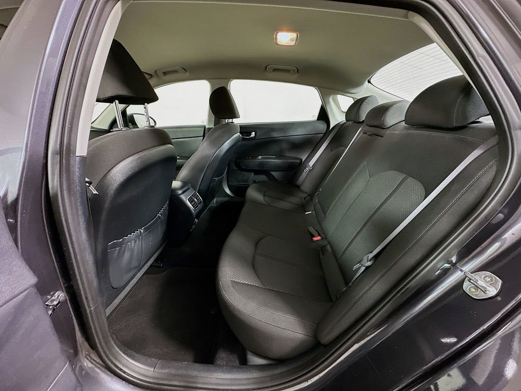 Used 2017 Kia Optima Premium w/ Hybrid Convenience Package FWD image 17