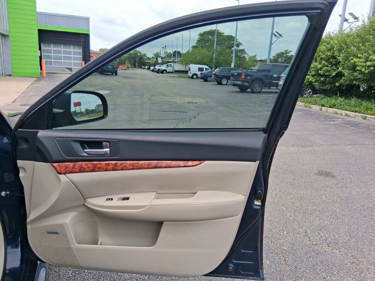 Used 2012 Subaru Legacy 2.5i Limited AWD/4WD image 12