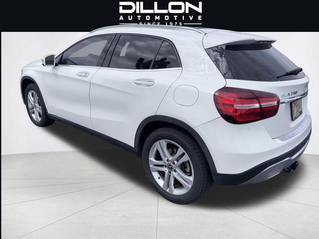 Used 2019 Mercedes-Benz GLA 250 4MATIC image 4