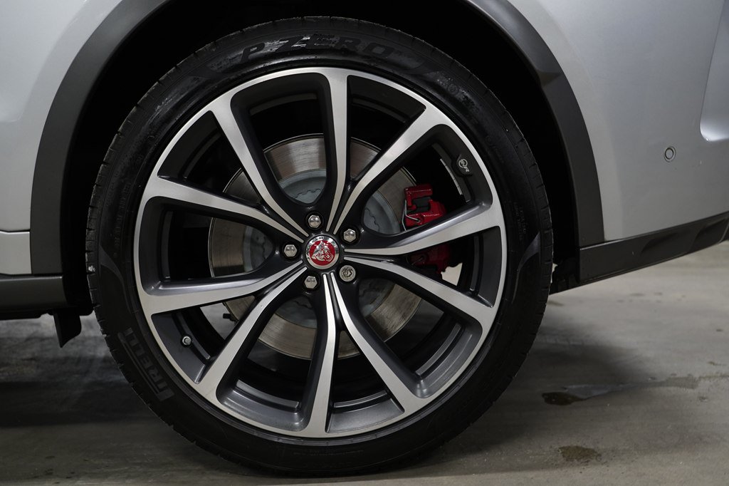 Used 2019 Jaguar F-PACE SVR AWD/4WD image 34