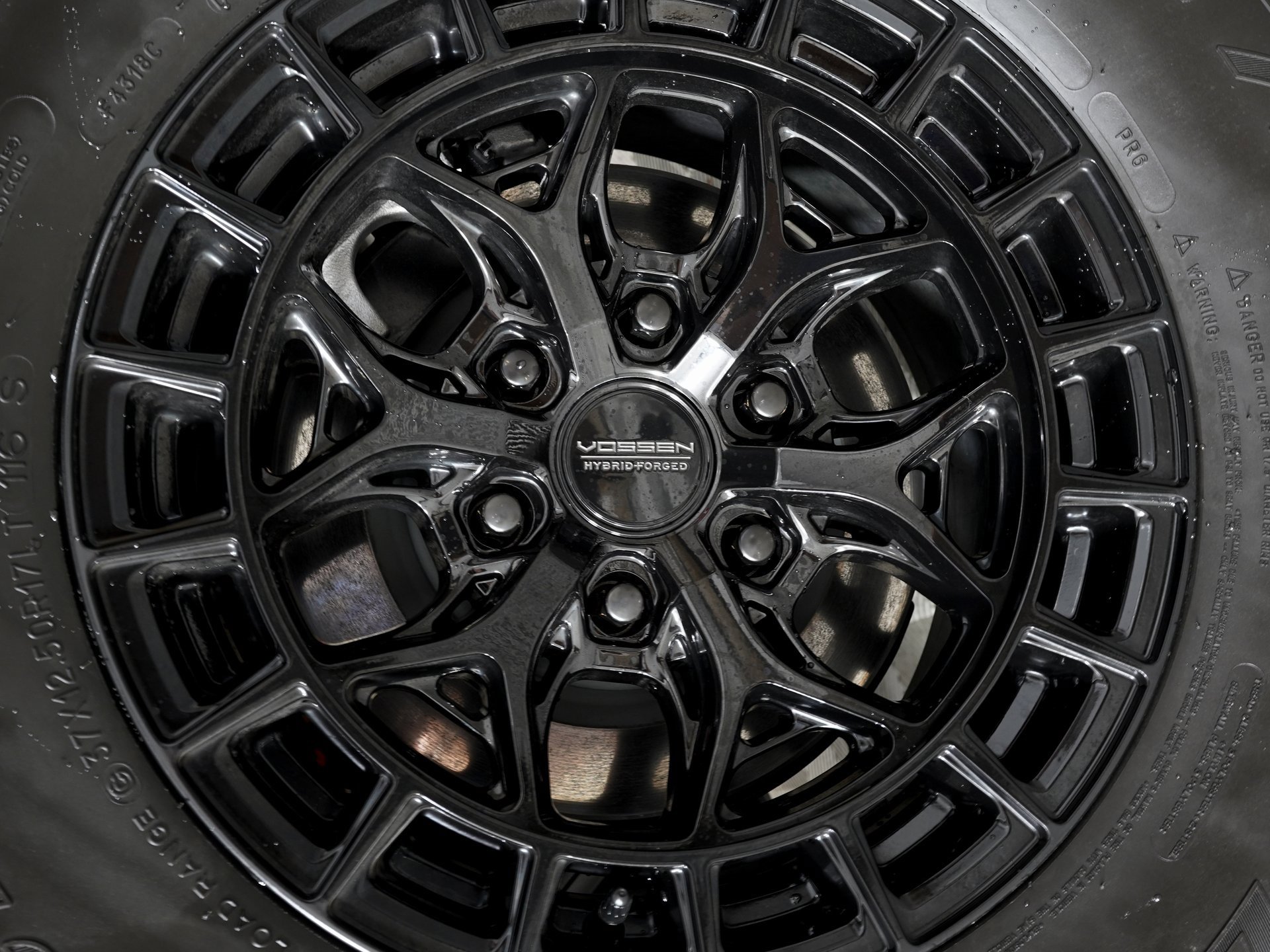 Used 2025 Ford F150 Raptor w/ Equipment Group 803A Raptor R image 34