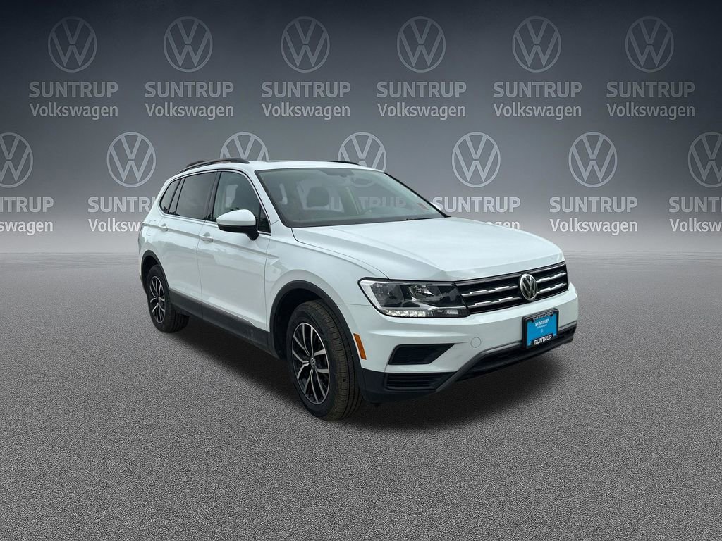 Used 2021 Volkswagen Tiguan SE w/ Panoramic Sunroof Package FWD image 40