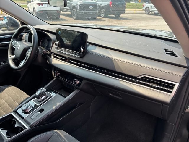 Used 2024 Mitsubishi Outlander SE AWD/4WD image 57