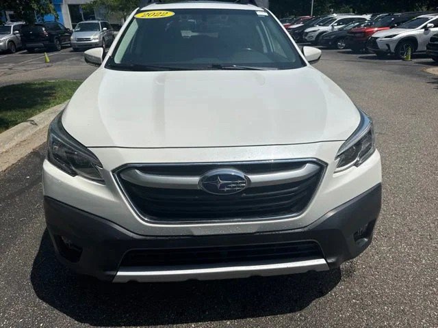 Used 2022 Subaru Outback Limited XT AWD/4WD image 2