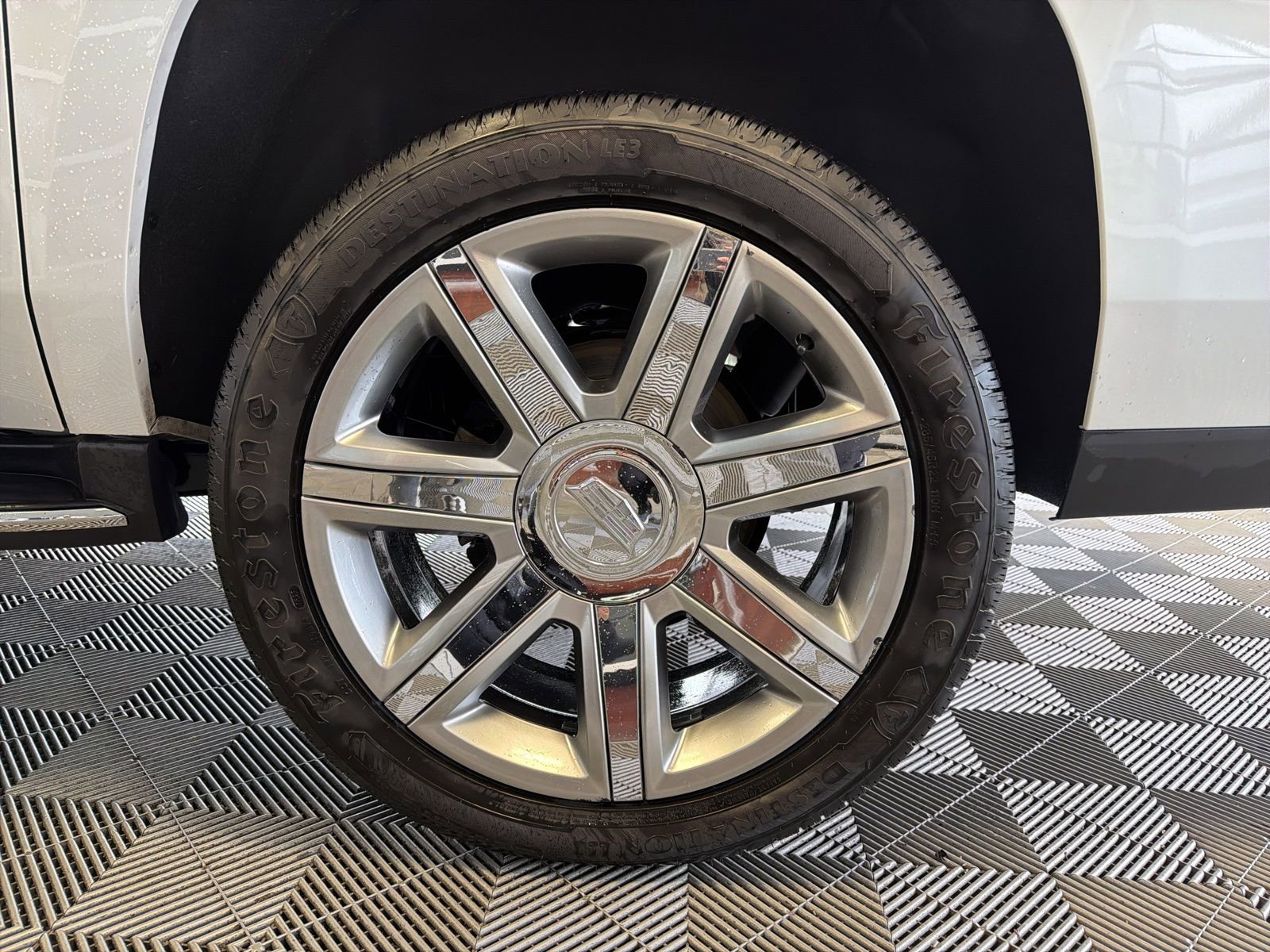 Used 2020 Cadillac Escalade ESV Luxury image 8