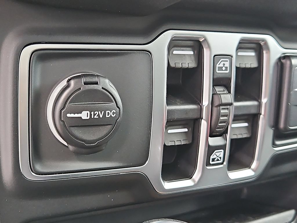 New 2026 Jeep Gladiator Sport AWD/4WD image 13
