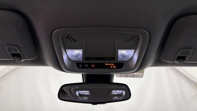 Used 2021 Chevrolet Malibu LT image 40