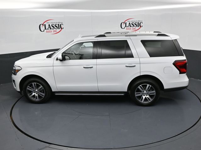 Used 2022 Ford Expedition Limited image 18