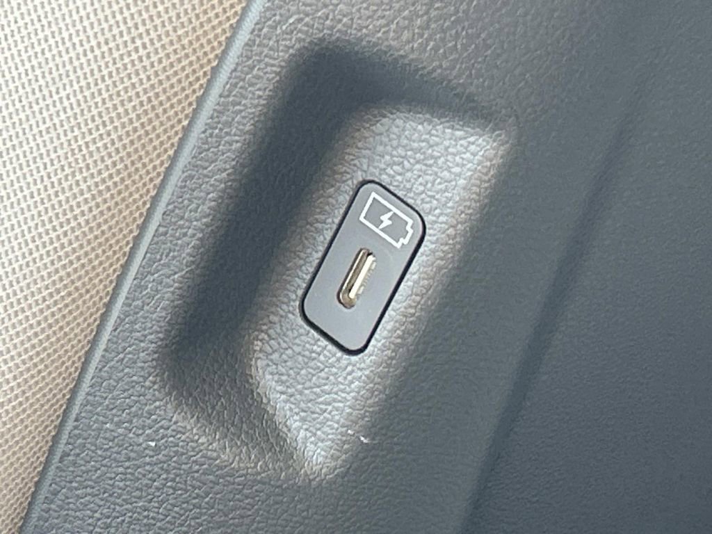 New 2026 Hyundai Santa Fe SE image 21