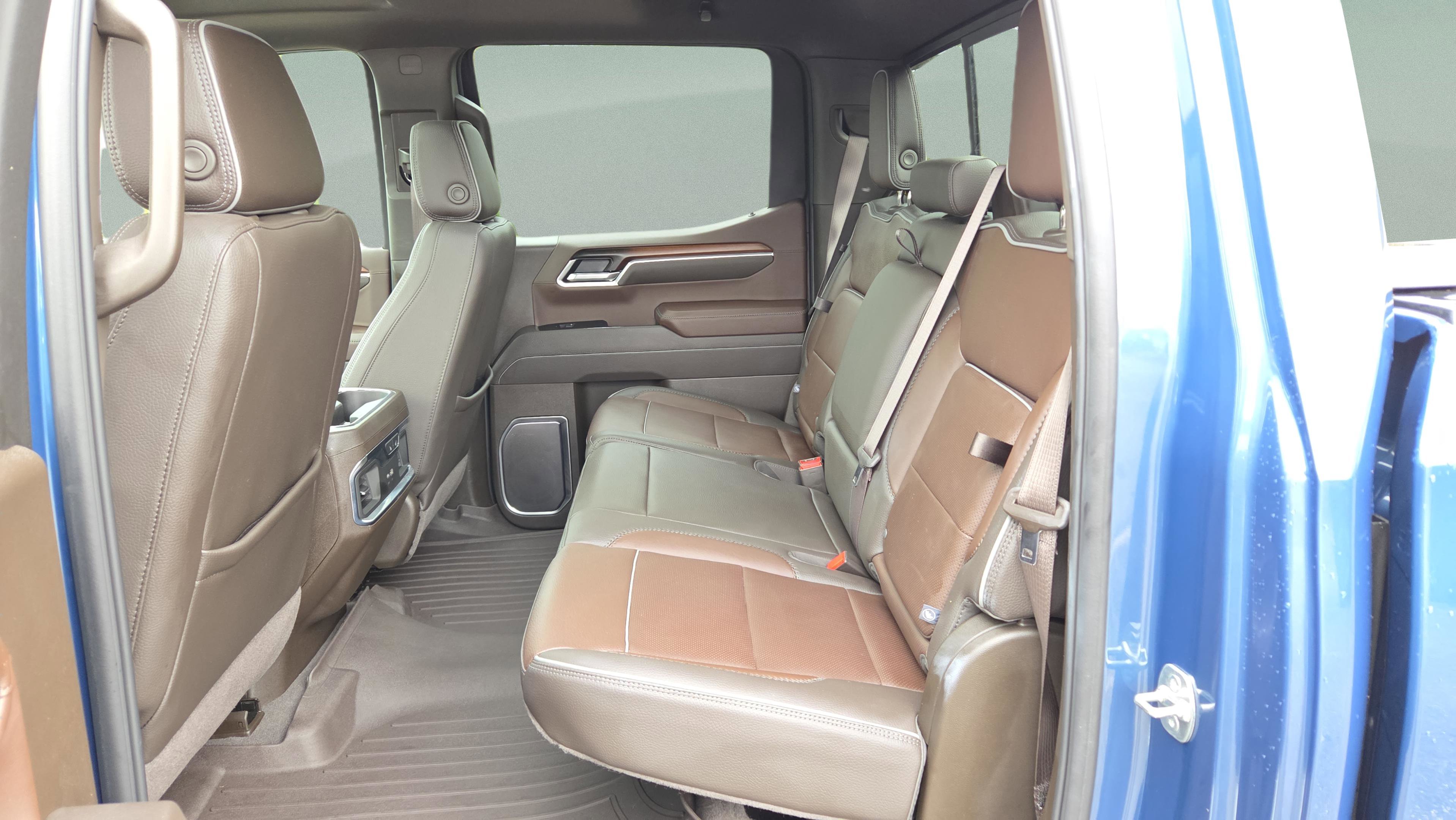 Certified 2025 GMC Sierra 1500 Denali image 11