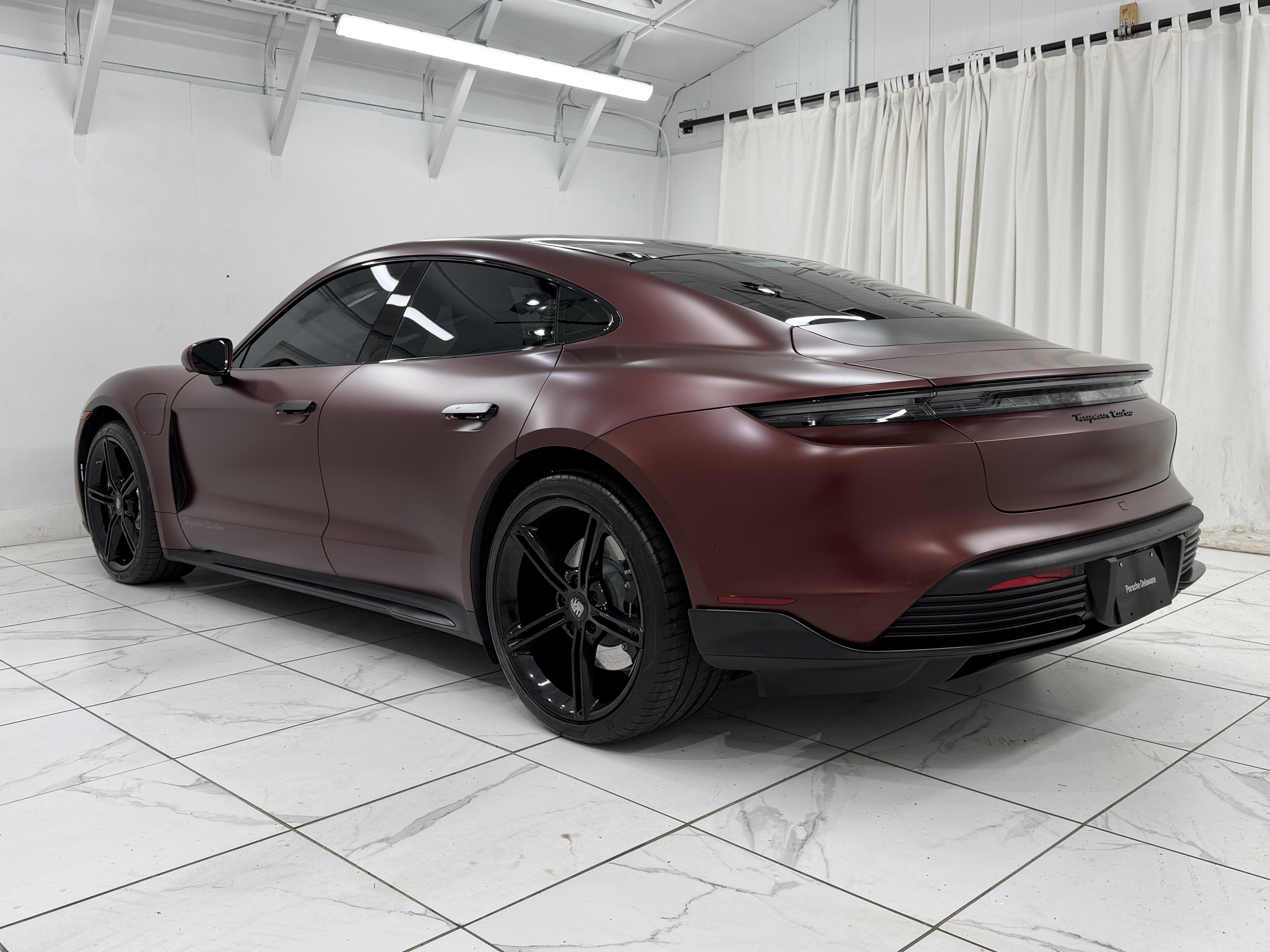 Certified 2022 Porsche Taycan Turbo AWD/4WD image 14