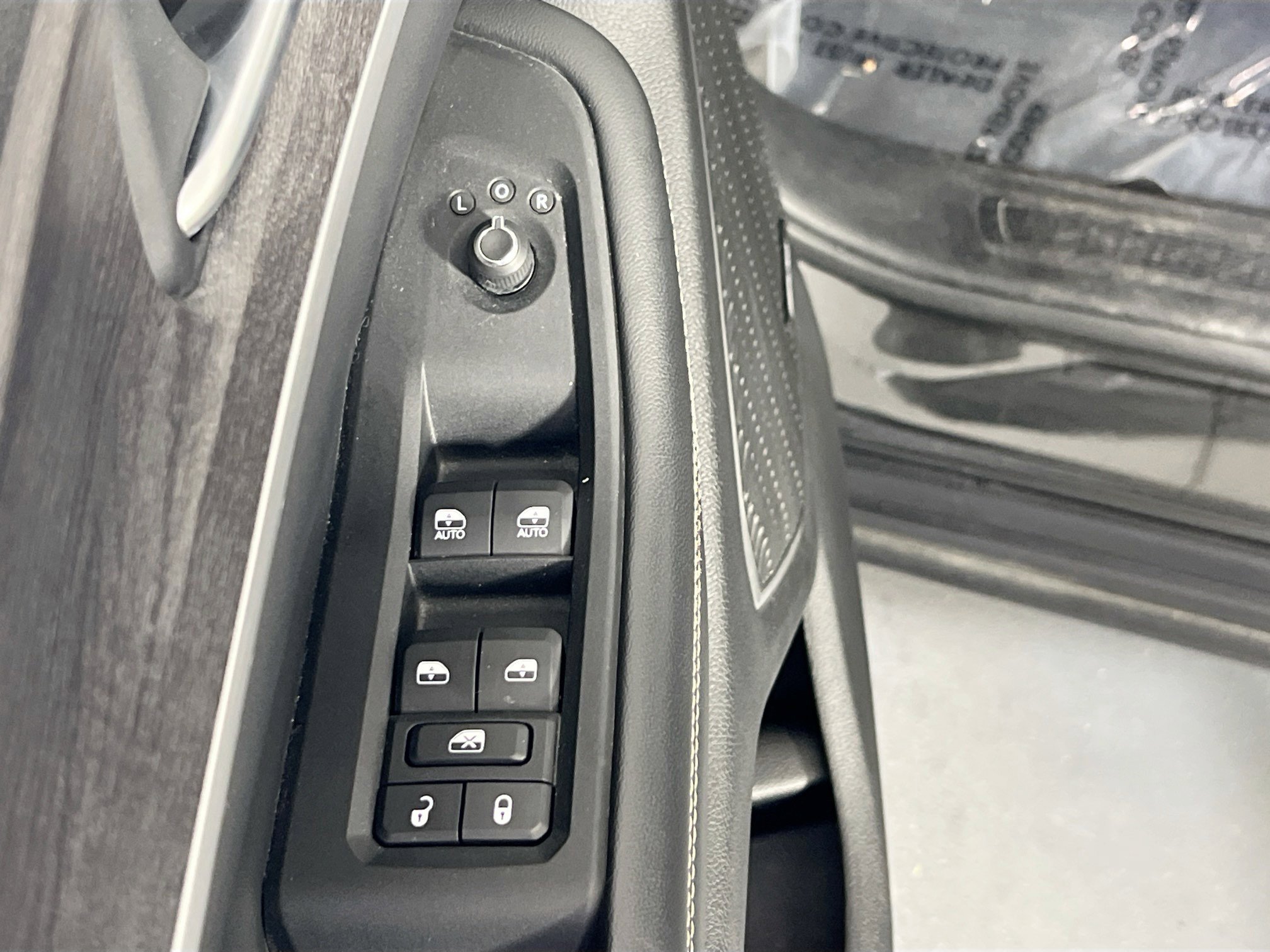 Used 2023 Jeep Grand Cherokee L Limited image 17