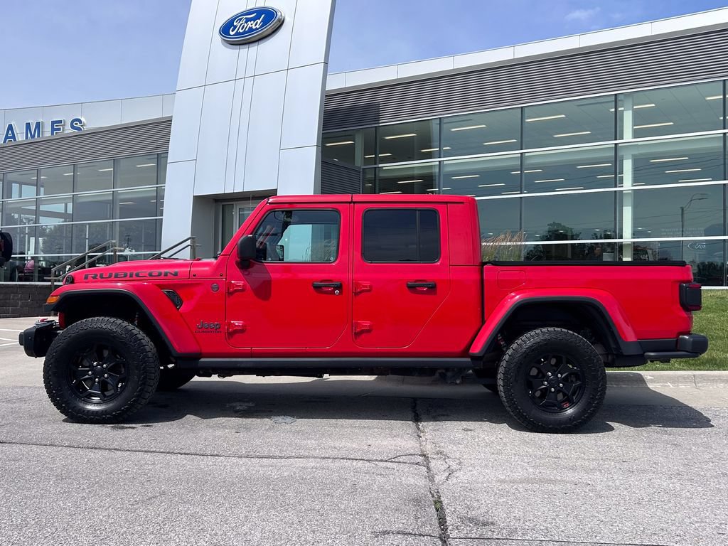 Used 2020 Jeep Gladiator Rubicon w/ Advanced Safety Group AWD/4WD image 3