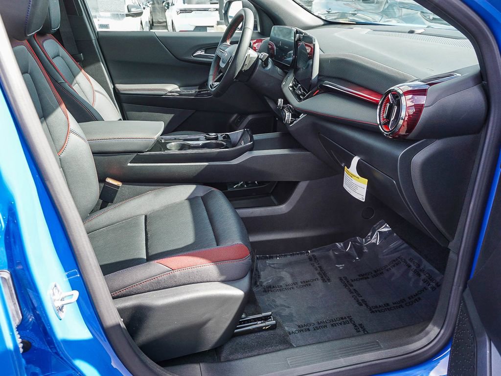 New 2026 Chevrolet Equinox RS w/ Safety and Technology Package FWD image 12