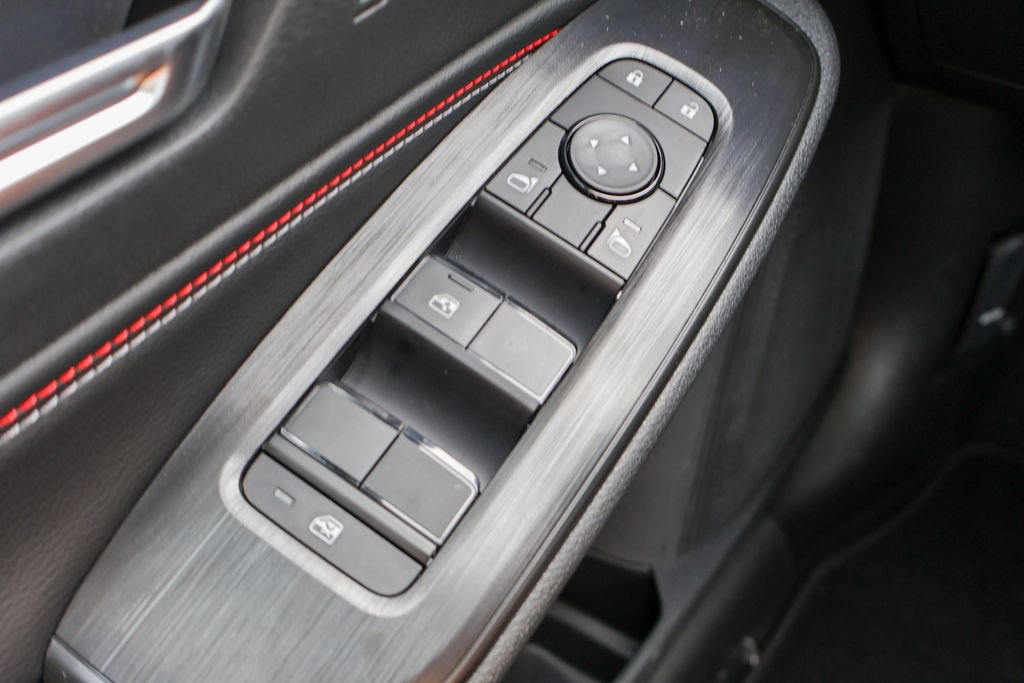 New 2026 Nissan Sentra SR FWD image 15