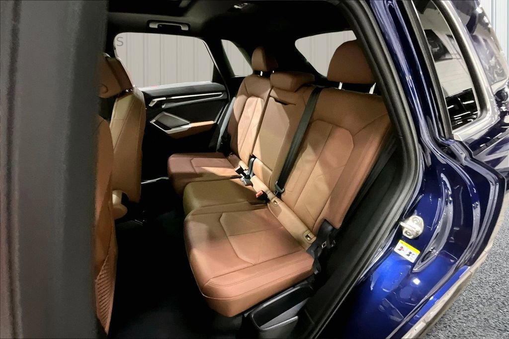 Certified 2025 Audi Q3 2.0T Premium w/ Convenience Package image 22