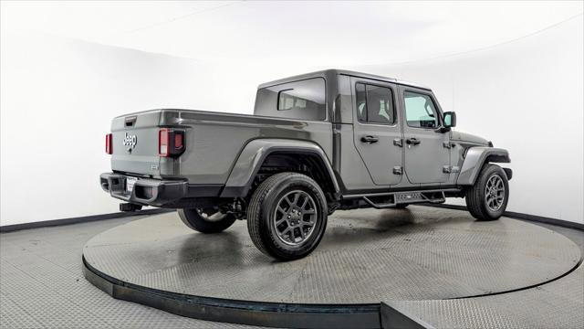 Used 2020 Jeep Gladiator Overland w/ Trailer Tow Package image 8