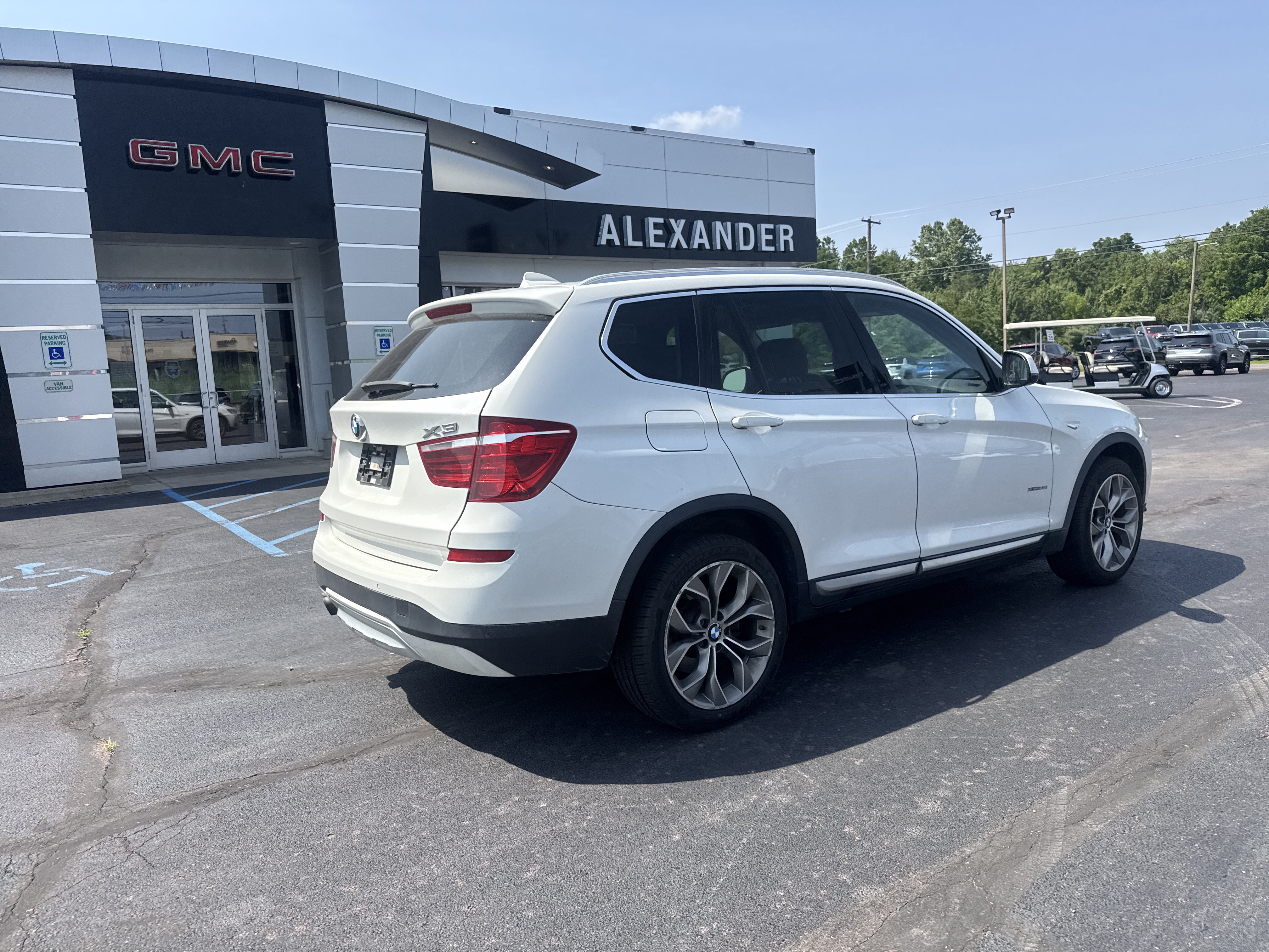 Used 2023 Audi Q3 2.0T Premium AWD/4WD image 32