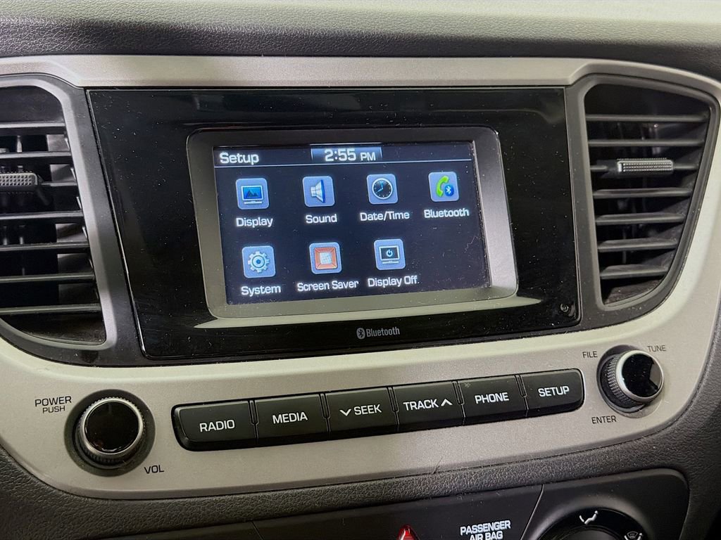 Used 2020 Hyundai Accent SE FWD image 25