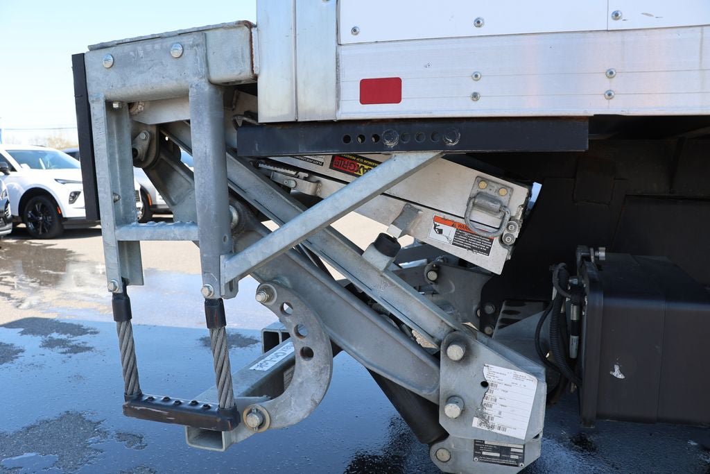 Used 2023 Ford F650 2WD Regular Cab Super Duty image 7