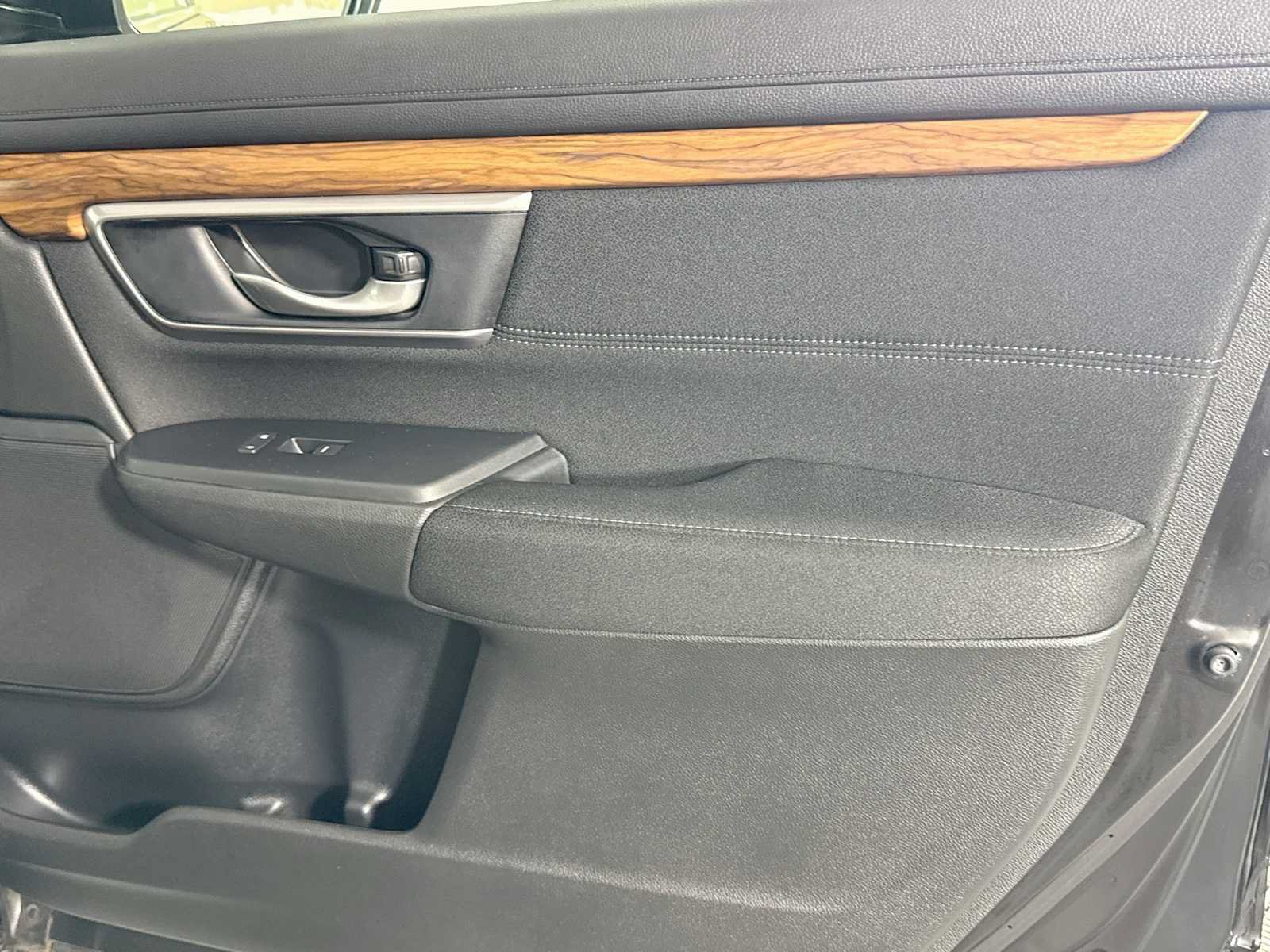 Used 2019 Honda CR-V EX image 14