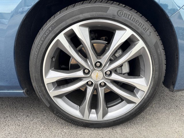 Used 2025 Chevrolet Malibu LT image 12