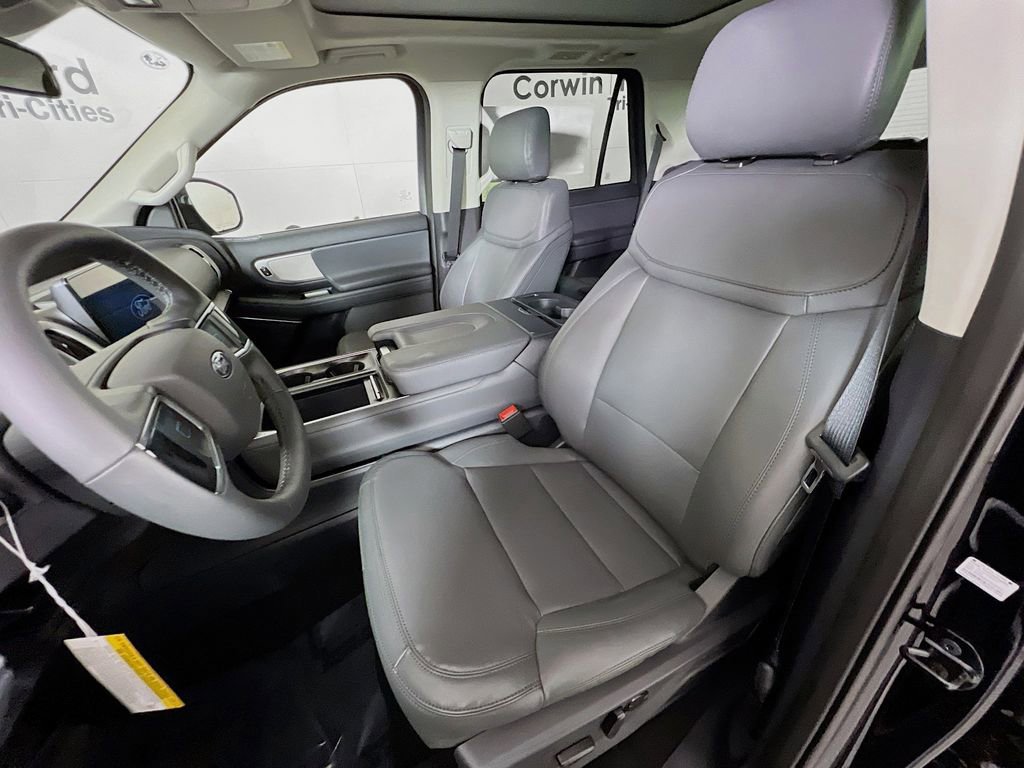 New 2026 Ford Expedition Active image 25