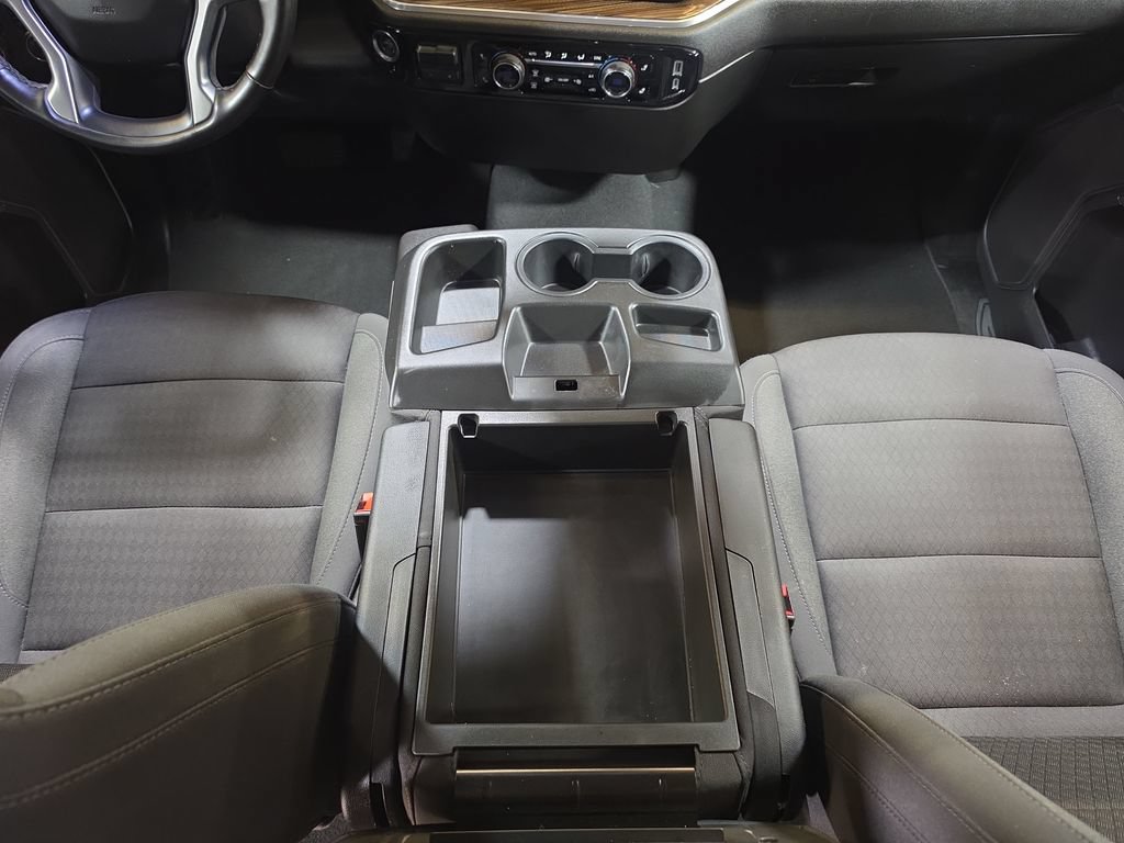 Used 2025 Chevrolet Silverado 1500 LT AWD/4WD image 16