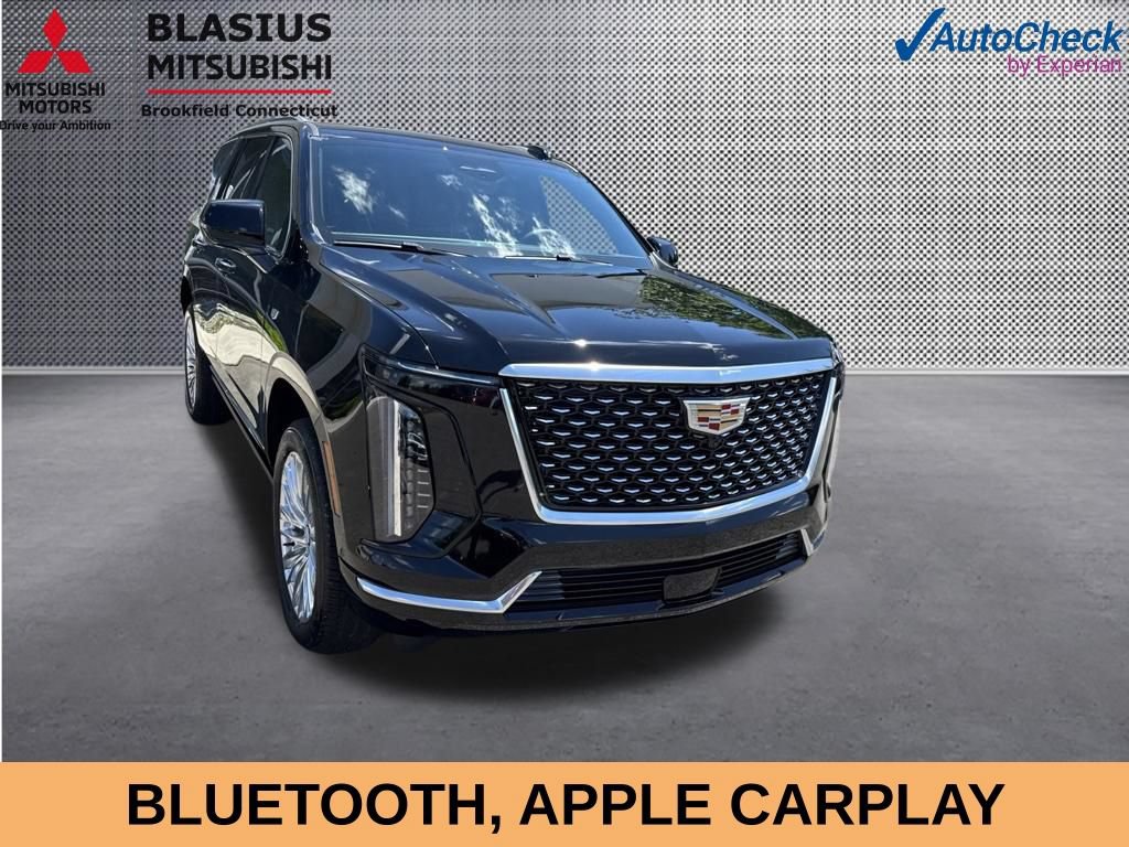 Used 2026 Cadillac Escalade Luxury AWD/4WD image 9