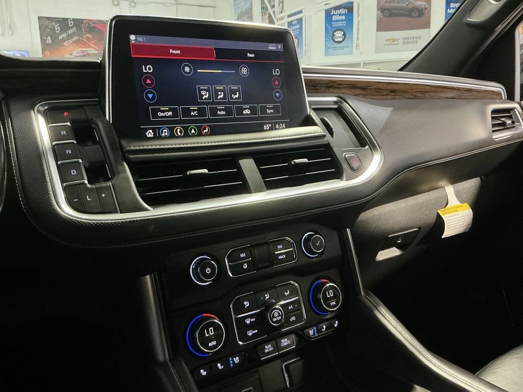 Used 2021 Chevrolet Tahoe Premier AWD/4WD image 22