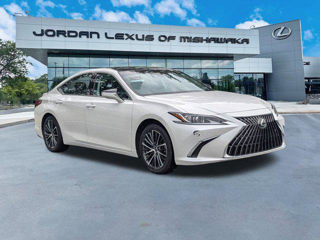 Used 2022 Lexus ES 350 w/ Premium Package image 2