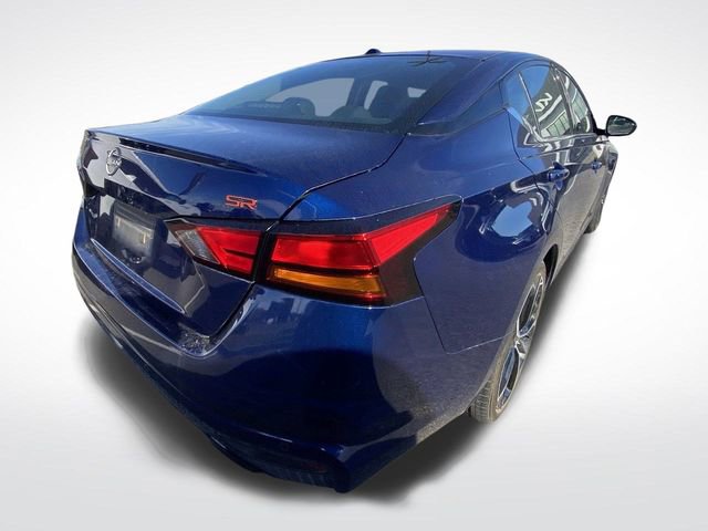 Used 2024 Nissan Altima 2.5 SR image 9