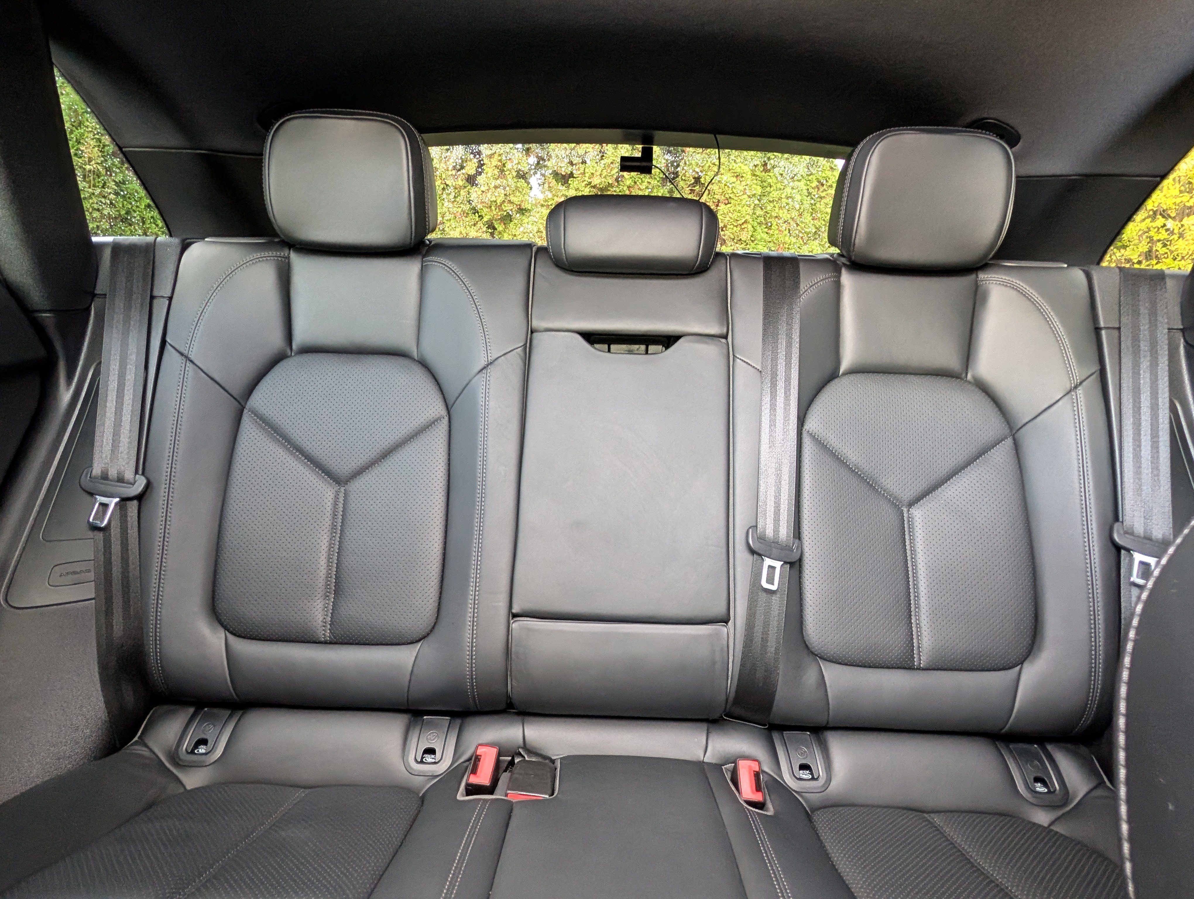 Used 2020 Porsche Macan S image 28