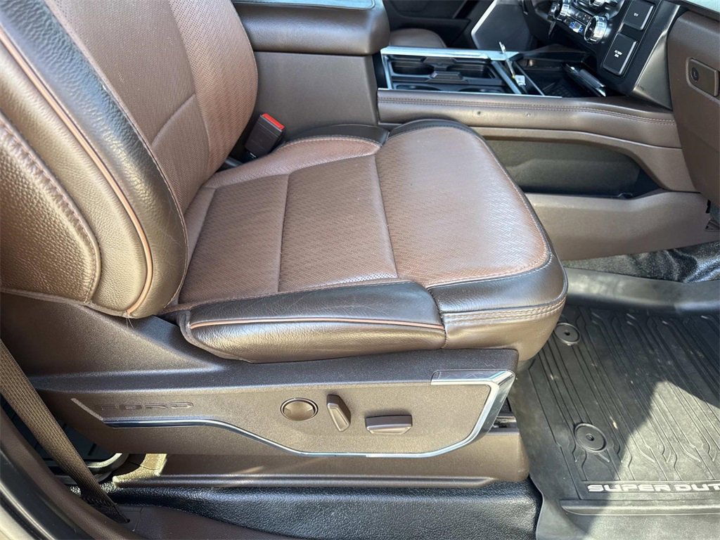 Used 2023 Ford F350 King Ranch w/ Chrome Package image 29