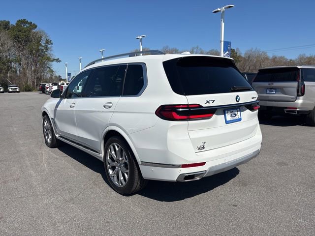 Used 2025 BMW X7 xDrive40i image 3
