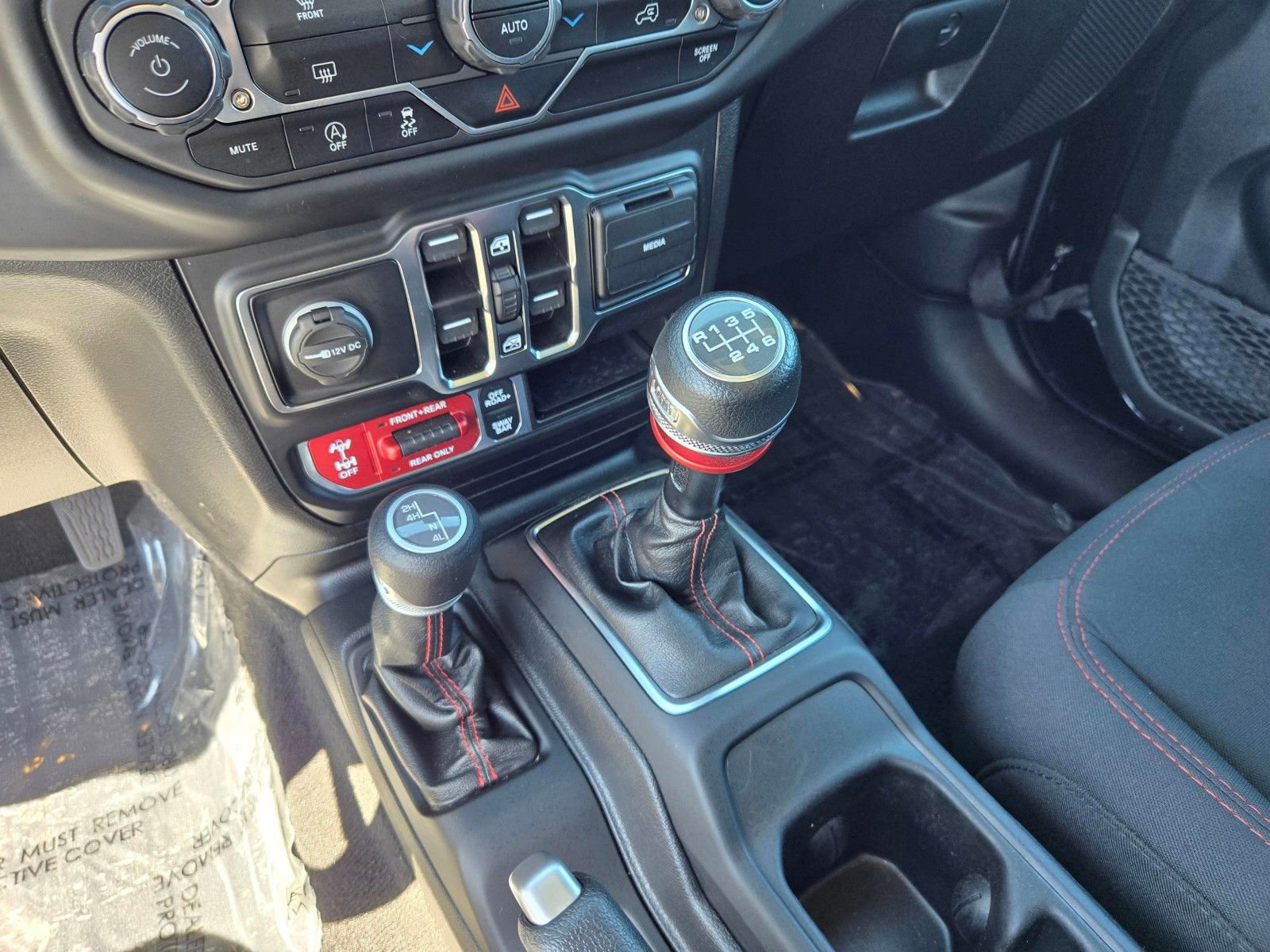 Used 2021 Jeep Wrangler Unlimited Rubicon image 17