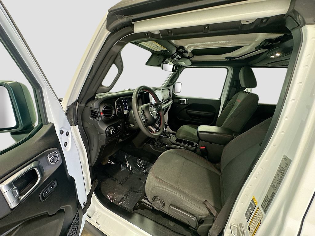 Used 2024 Jeep Wrangler Unlimited Rubicon AWD/4WD image 21