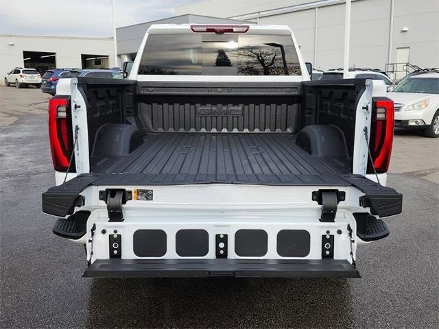New 2026 GMC Sierra 2500 Denali w/ Denali Reserve Package image 7
